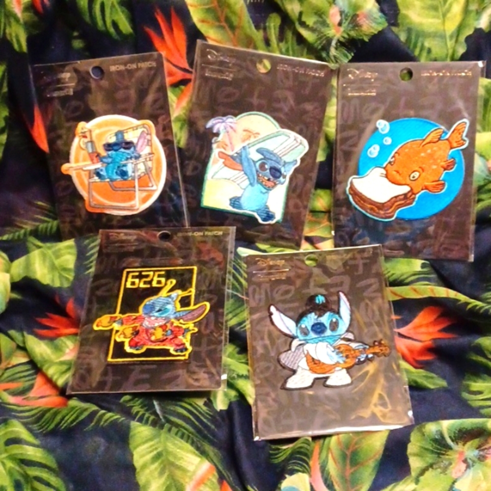 Loungefly Disney's Stitch Set of 5 Patches